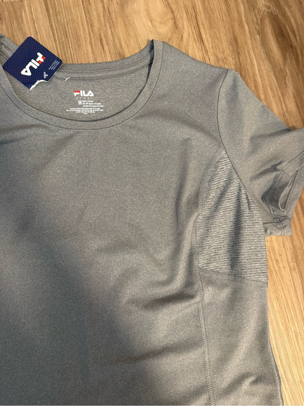 FILA Women’s Gray Performance Crew Neck Shirt Size Medium